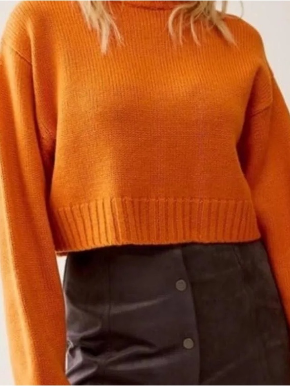 Wilfred Cropped Turtleneck Sweater in Bright Orange